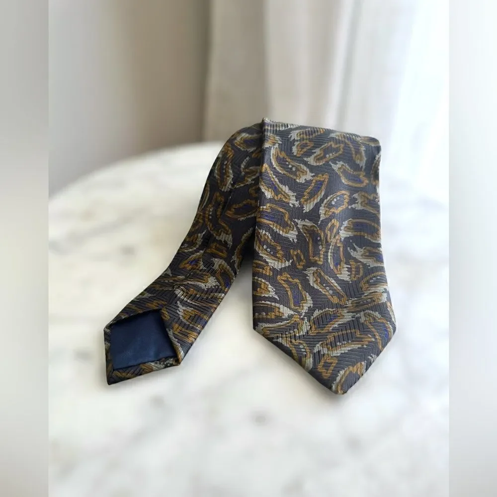 Giorgio Armani mens dark blue geometric print neck tie
